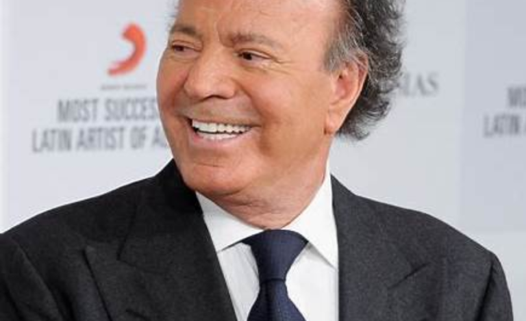 julio iglesias net worth