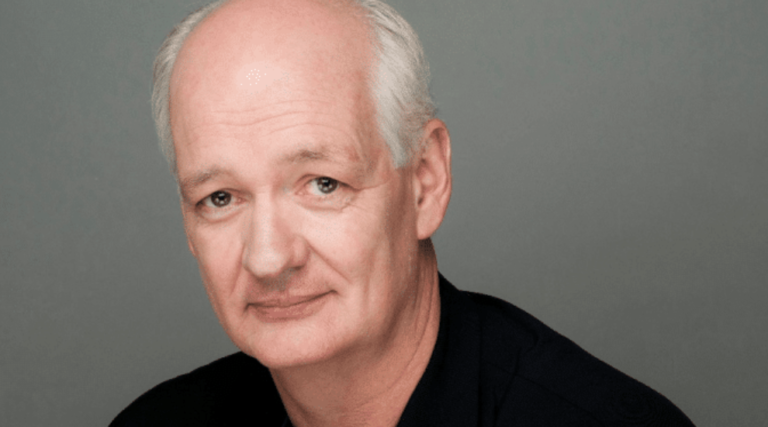 colin mochrie net worth